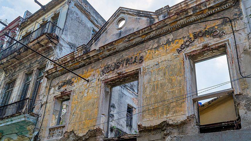  BCLP advise The Crown Estate on pre-let at One Hanover Street to Ares Management 