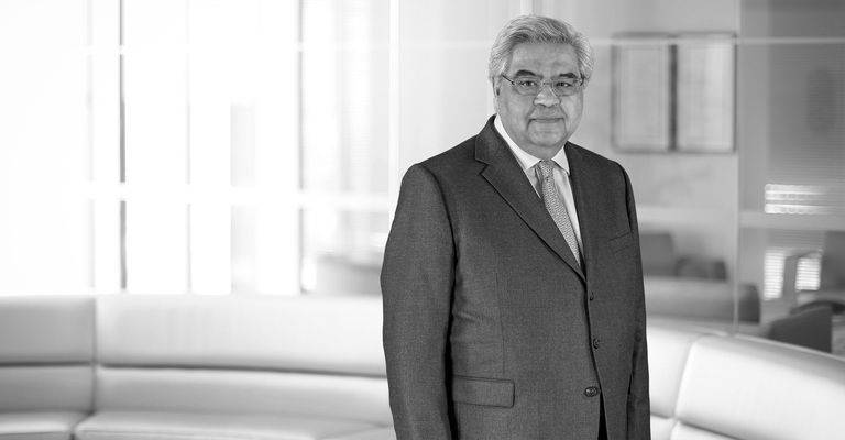 Mukul Chawla  KC