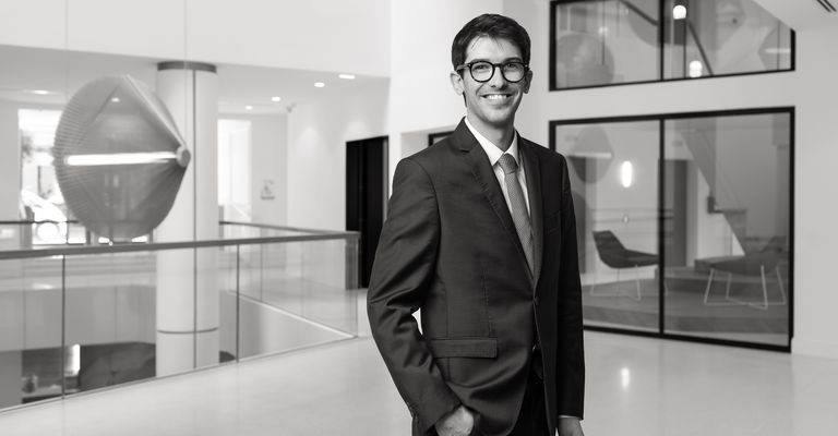 Thomas Philippe, Associate, Paris